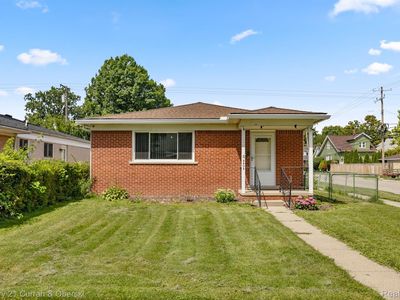 4404 Huron St, Dearborn Heights, MI, 48125