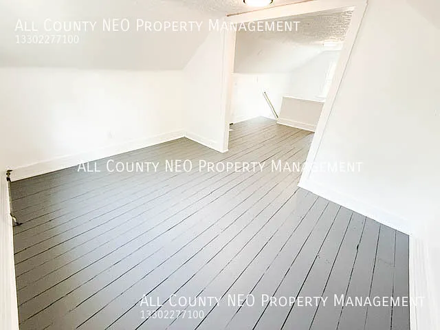 549 Wildwood Ave — Photo 9