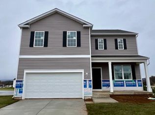 92 Hemingway Ter, Charles Town, WV 25414