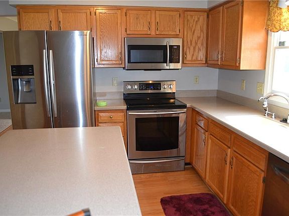 5th image of 8927 Cobbler Ln