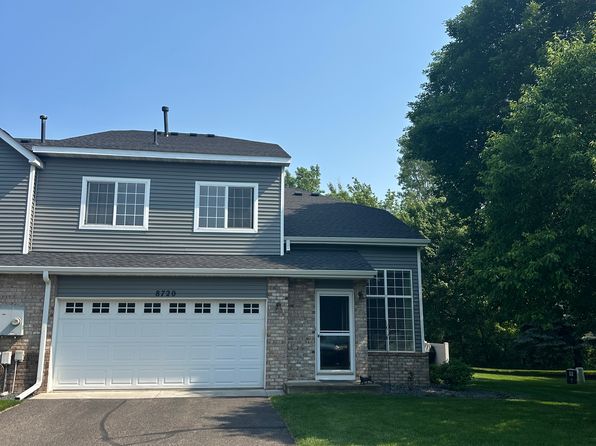 8720 Hastings Cir NE