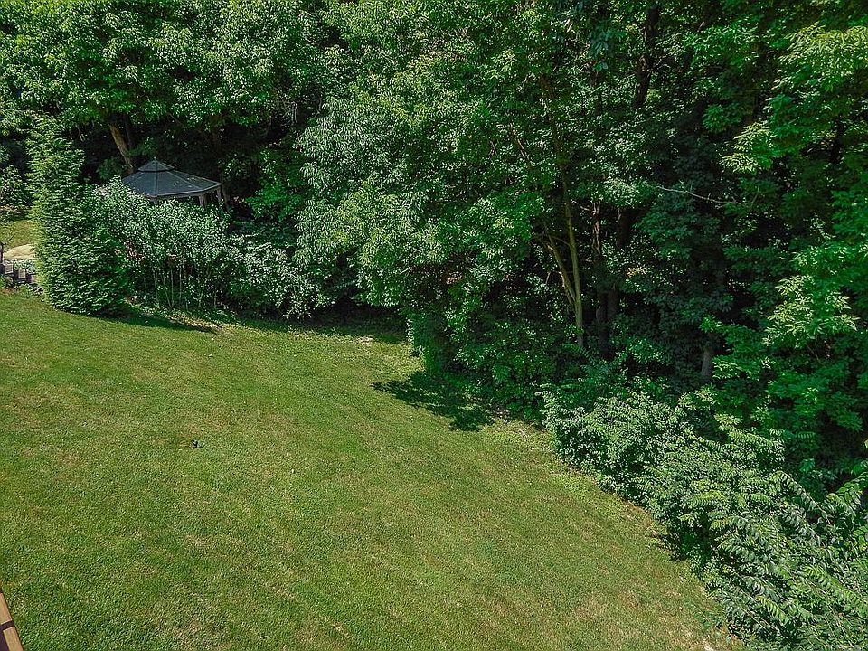 2nd image of 18185 Bent Ridge Dr