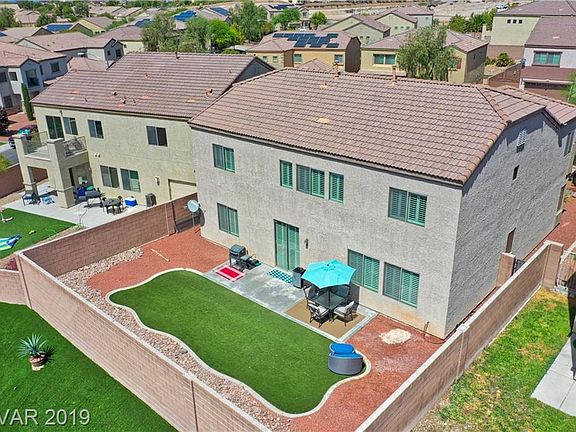 3rd image of 1305 Danielle Rebecca Ave