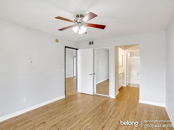 3rd image of 21450 Burbank Blvd APT 312