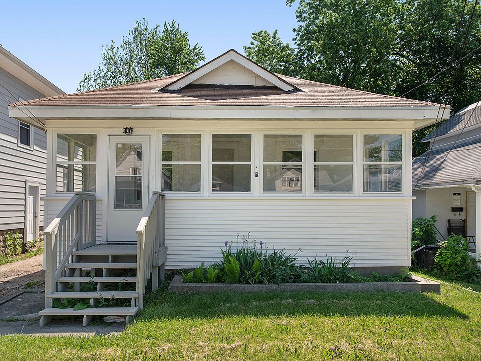 1st image of 107 Marjorie St