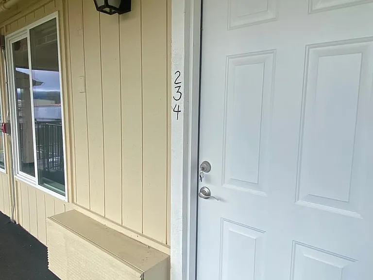345 E Oregon Ave #234 — Photo 2