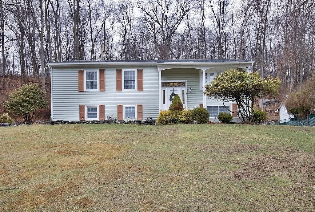 29 Mountainview Drive, Highland Mills, NY 10930 | Zillow