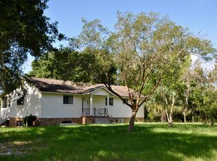 14400 Lake Yale Rd, Umatilla, FL 32784