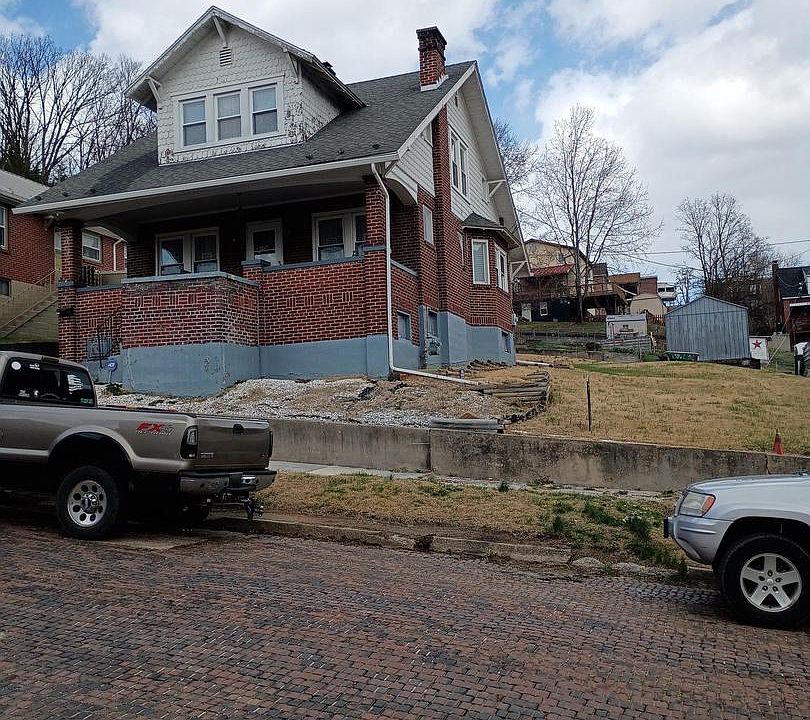 1st image of 825 Shawnee Ave