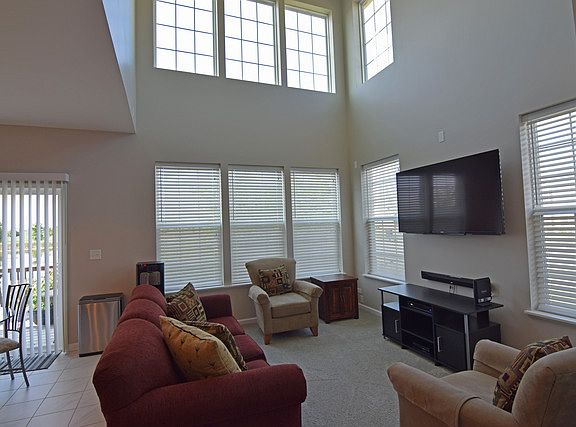 4th image of 9968 Williams Dr