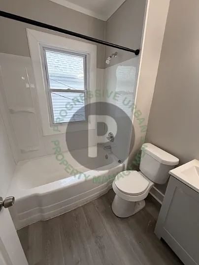 15619 School Ave — Photo 8