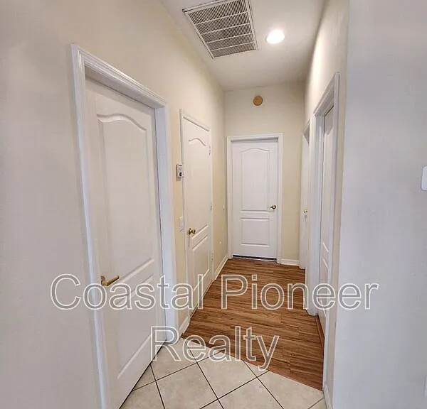 11614 Whiterook Ct — Photo 17