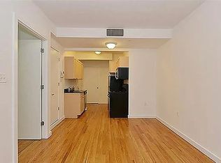 528 E 6th St #1AF, New York, NY 10009