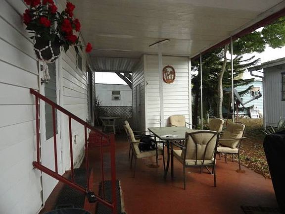 4th image of 2505 E Bay Dr Lot 214