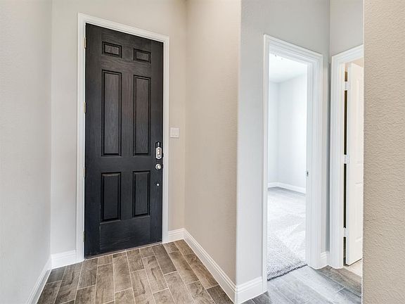 4th image of 1509 Coleto Creek Dr