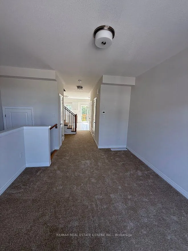 3 bed, $2,100 — Photo 3