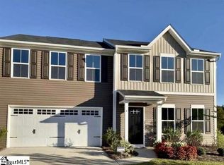 4 Castlebrook Dr, Greenville, SC 29605