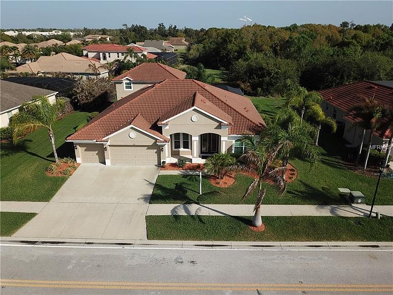 1st image of 304 Royal Bonnett Dr