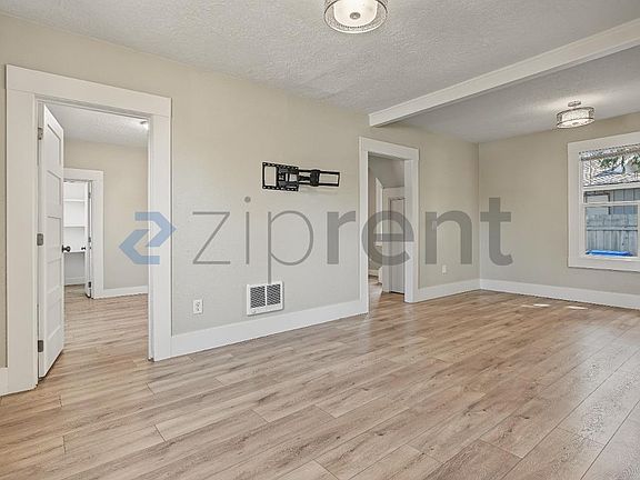 3rd image of 5716 SE 83rd Ave