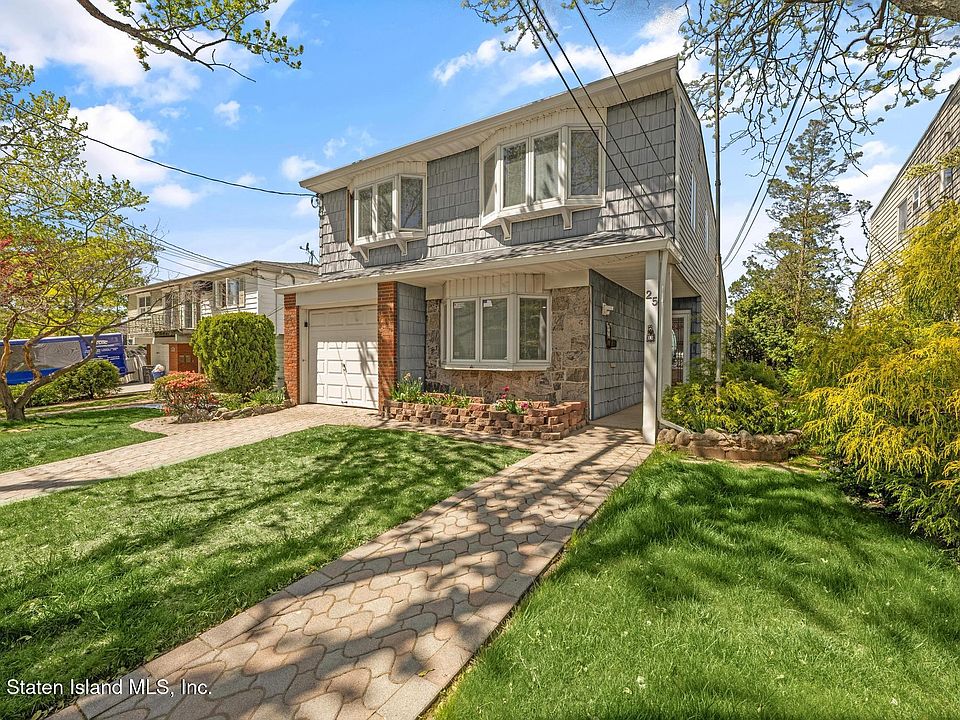 2nd image of 25 Monroe Pl