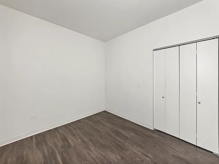 820 N Milwaukee Ave #201 — Photo 10