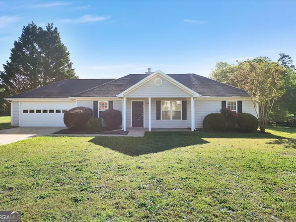 35 McIntosh Estates Ct, Sharpsburg, GA 30277