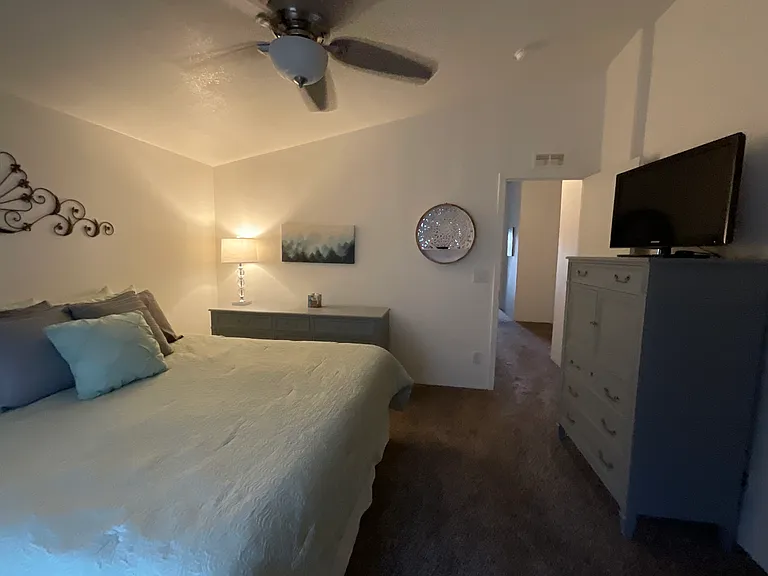 766 Holly St — Photo 16