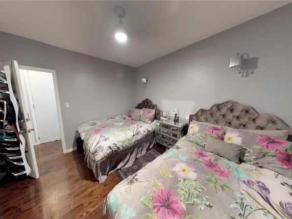 1117 East 31st Street image 13 of 15