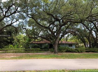 1235 Country Club Prado, Coral Gables, FL 33134