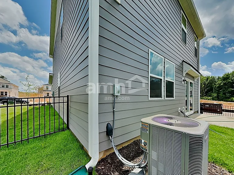 1020 Bevington Dr — Photo 21