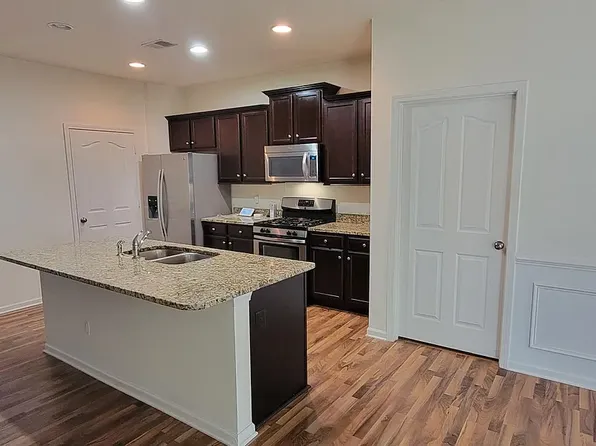 2035 Chipmunk Ln, West Columbia, SC 29169