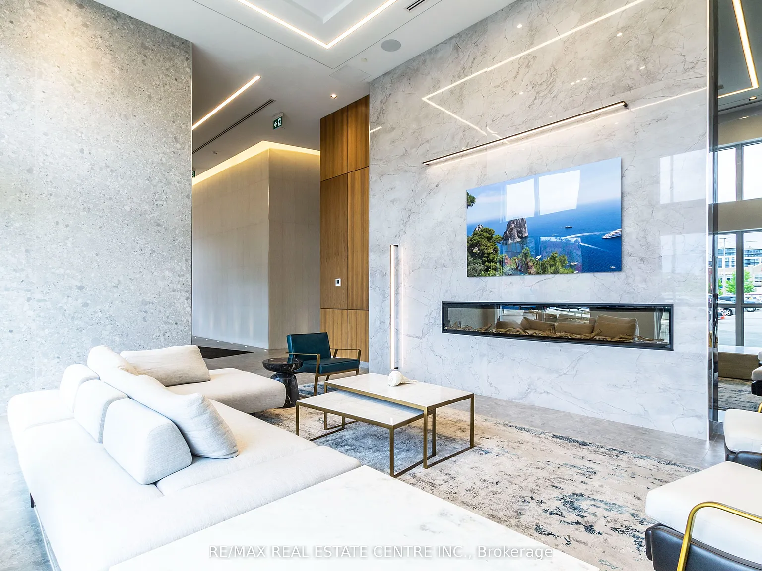 1 bed, $2,200 — Photo 4