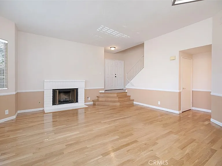 24392 Kingston Ct — Photo 9