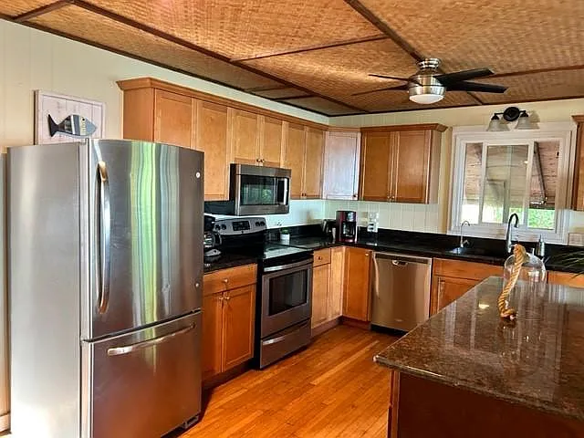 Fully appointed Kitchen