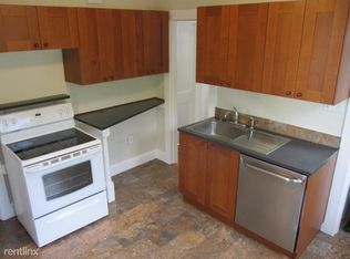 547 Hyde Park Ave, Roslindale, MA 02131