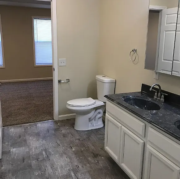 1609 N Mulberry St #104 — Photo 11