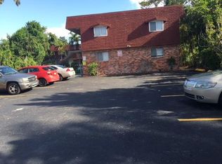 2310 Pierce St, Hollywood, FL 33020