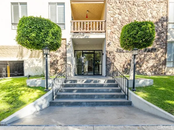 510 N Jackson St APT 209, Glendale, CA 91206