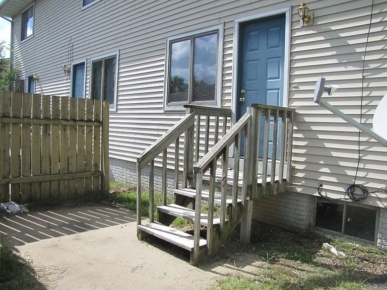2211 C St SW #1 — Photo 2