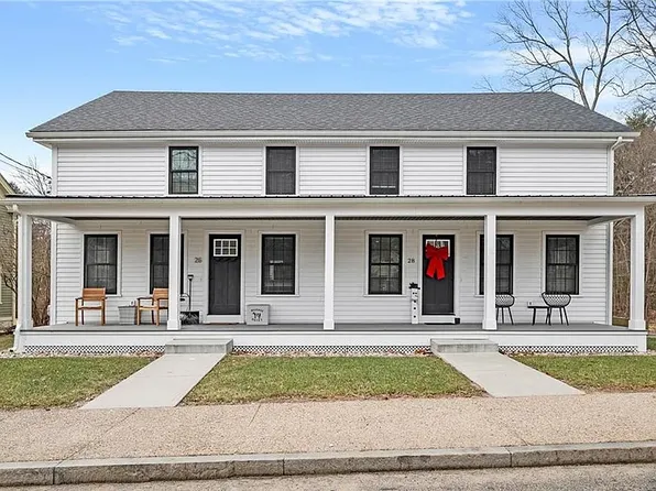 28 Money Hill Rd, Chepachet, RI 02814