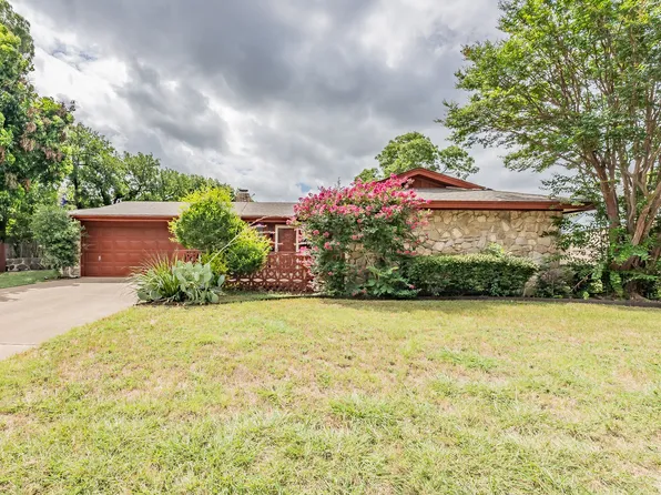 4609 Avoca St, Fort Worth, TX 76132