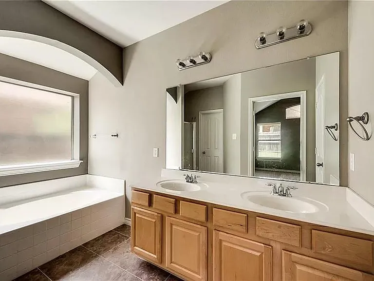 3429 Beekman Dr — Photo 17