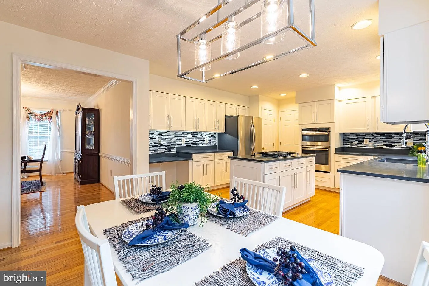 2454 Kenbrook Ct photo 1