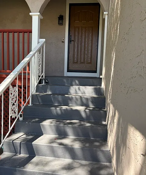 Front door, Welcome!