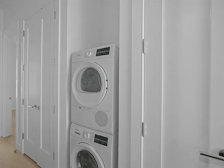 157 2nd Ave #4 — Photo 9