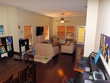 5th image of 1401 E Louisiana Ave