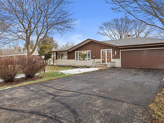 3rd image of 4309 Canterbury LANE