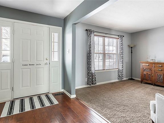 4th image of 12720 Bent Oak Ct
