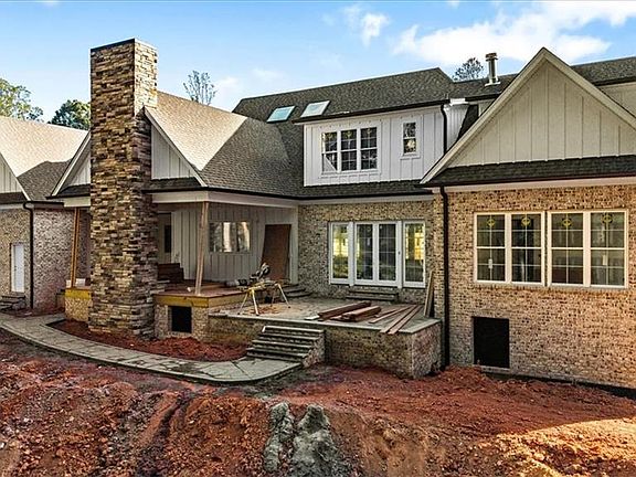 5th image of 7994 Cokely Ct