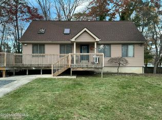 100 Solomon Street, Howell, NJ 07731